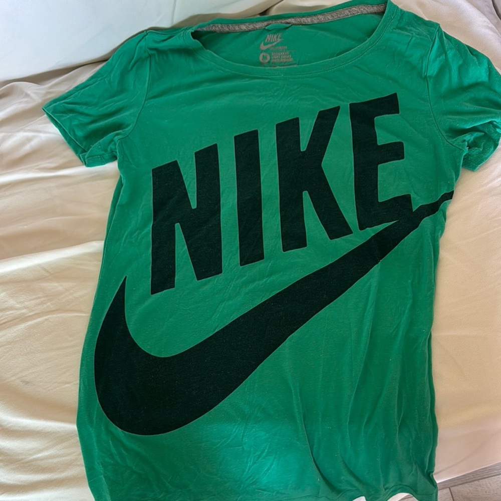 Women’s Nike Emerald Green Tee with Navy Blue Swoosh Logo